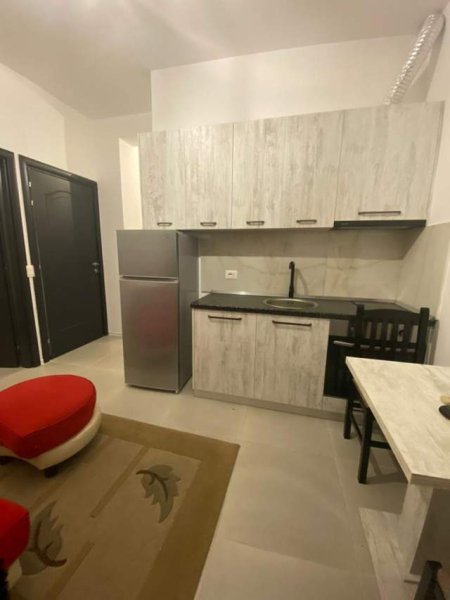 Tirane, jepet me qera apartament 1+1 Kati 1, 47 m² 300 Euro (5 Maji)