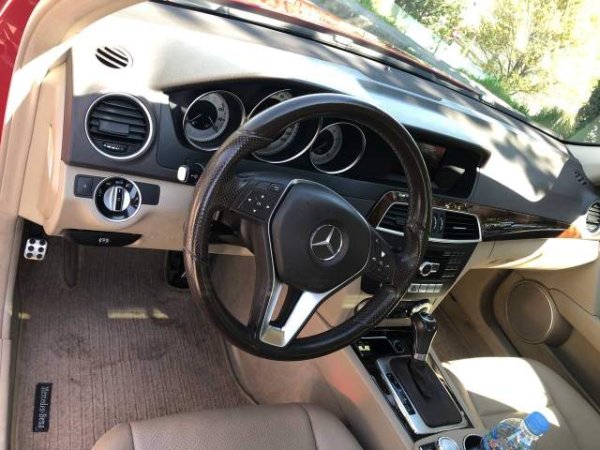 Tirane, shitet makine Mercedes-Benz C class 250 Viti 2013, 11.500 Euro