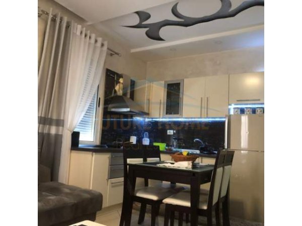 Tirane, shitet apartament 2+1 Kati 3, 59 m² 115.000 Euro (Myslym Shyri)