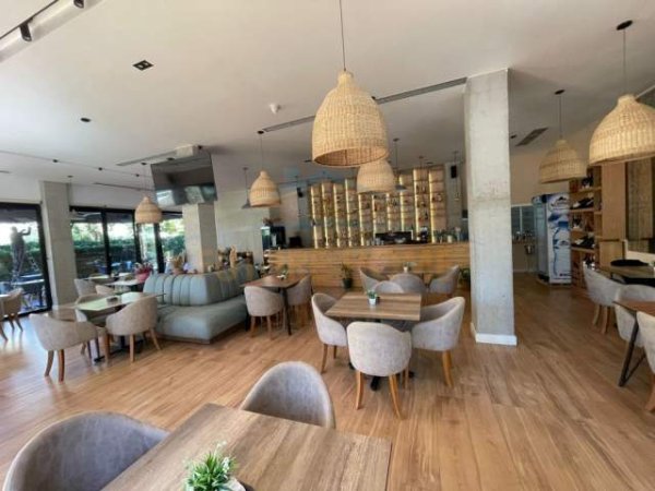 Durres, shitet bar-resorant Kati 0, 1.200 m² 200.000 Euro (Gjiri i Lalzit)