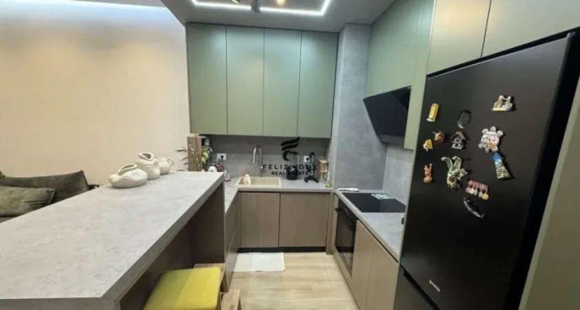 Tirane, shitet apartament 2+1+Ballkon Kati 6, 93 m² 168.000 € (ALI DEMI)