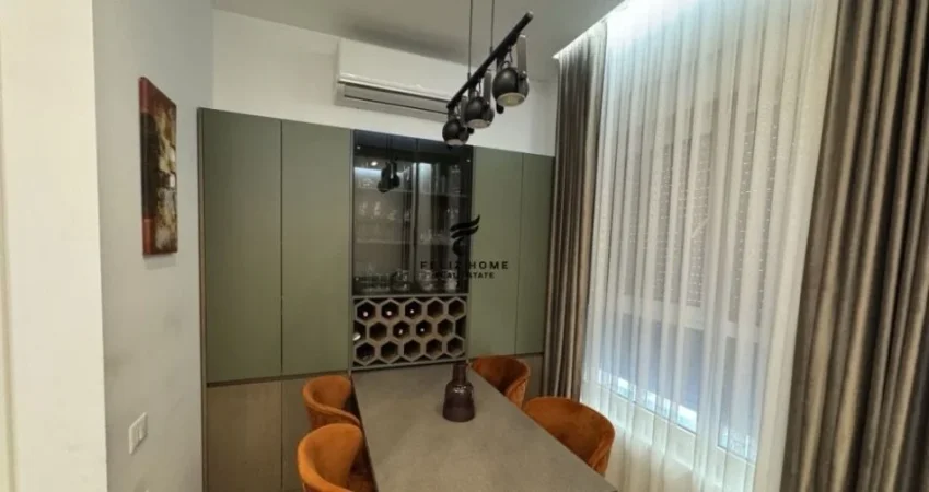 Tirane, shitet apartament 2+1+Ballkon Kati 6, 93 m² 168.000 € (ALI DEMI)