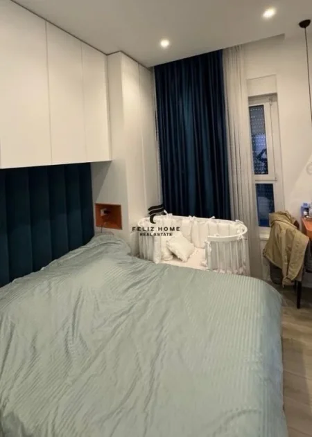 Tirane, shitet apartament 2+1+Ballkon Kati 6, 93 m² 168.000 € (ALI DEMI)