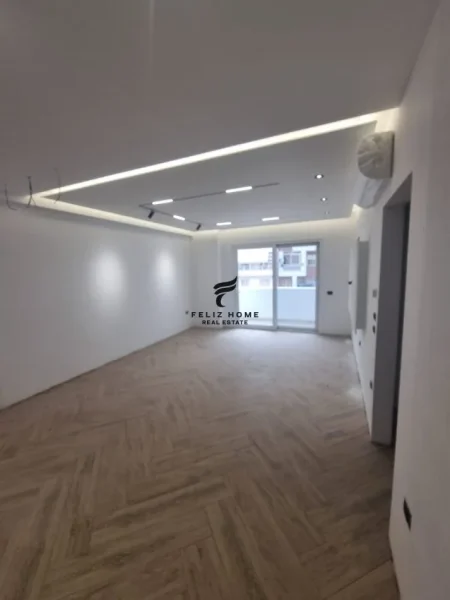 Tirane, shitet apartament 1+1+Ballkon Kati 6, 70 m² 105.000 € (YZBERISHT)