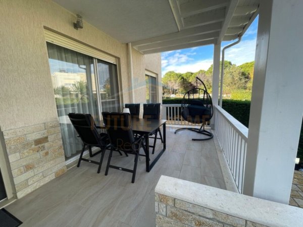 Durres, shitet apartament 2+1+Ballkon Kati 0, 158 m² 250.000 € (Lura 3, Gjiri i Lalzit)
