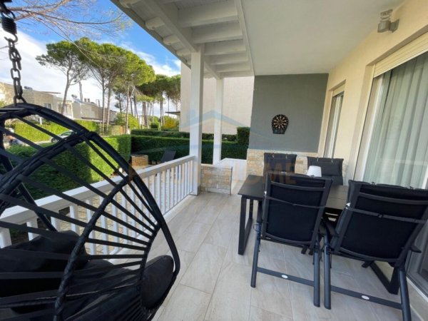 Durres, shitet apartament 2+1+Ballkon Kati 0, 158 m² 250.000 € (Lura 3, Gjiri i Lalzit)