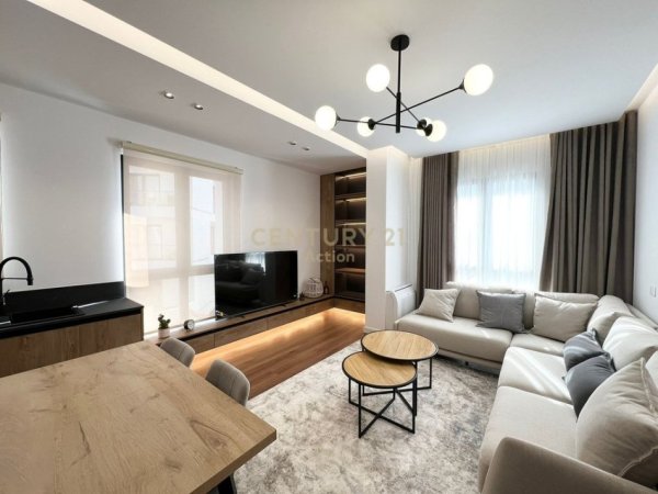 Tirane, jepet me qera apartament 1+1 Kati 9, 62 m² 750 € (rruga e dibres)