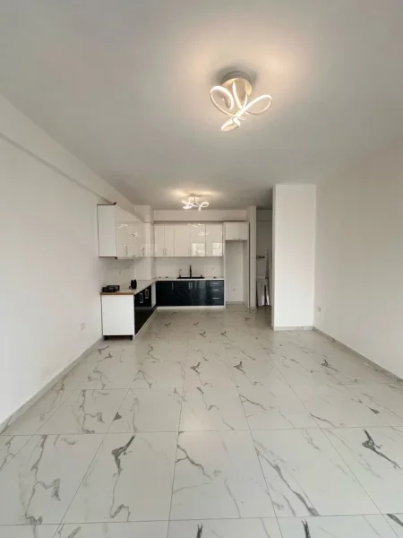 Tirane, shitet apartament 1+1 , 68 m² 120.000 € (Urban Gate, Astir)