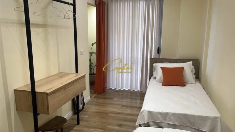 Tirane, jepet me qera apartament 2+1 Kati 2, 100 m² 650 € (RRUGA HOXHA TAHSIM)
