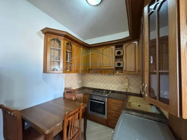 Durres, shitet apartament 2+1+Ballkon Kati 6, 107 m² 117.000 € (PLAZH ILIRIA)