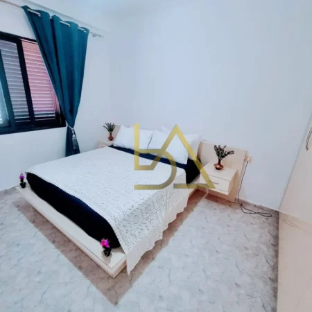 Shqiperi, jepet me qera apartament 1+1+Ballkon Kati 7, 