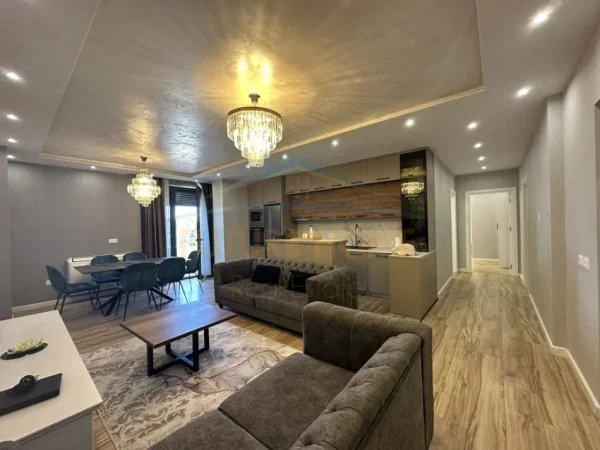 Durres, shitet apartament 2+1+Ballkon Kati 19, 132 m² 368.200 € (Durrës, Vollga)