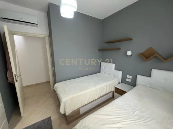 Durres, shitet apartament 2+1 Kati 0, 158 m² 255.000 € (Gjiri i Lalezit)