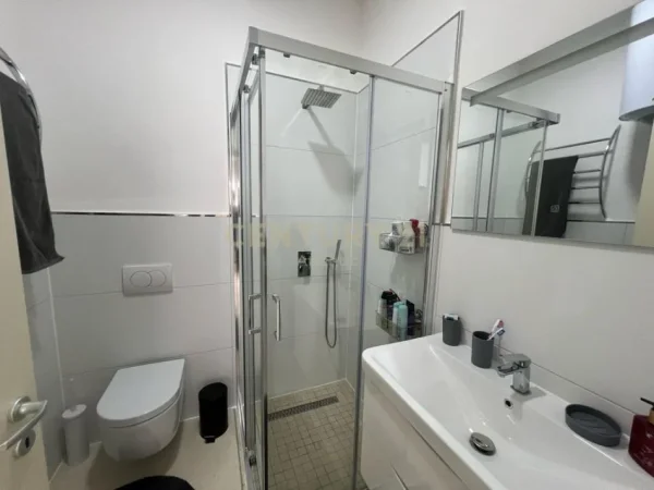 Durres, shitet apartament 2+1 Kati 0, 158 m² 255.000 € (Gjiri i Lalezit)