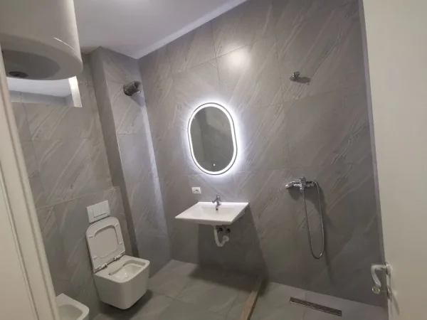 Tirane, jepet me qera apartament 2+1 Kati 7, 90 m² 600 € (Don Bosko, Tirane)