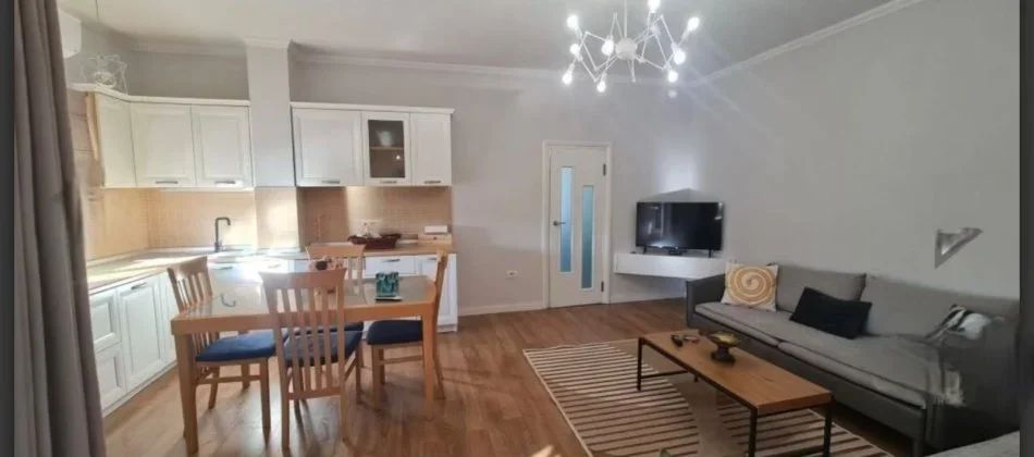Tirane, shitet apartament 2+1+Ballkon Kati 5, 110 m² 160.000 € (Qytet Studenti)