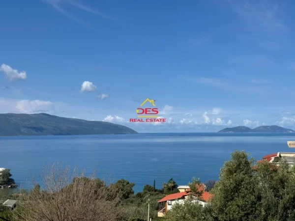 Vlore, shitet garsonier Kati 0, 47 m² 90.000 € (Rruga Dhimitër Konomi)