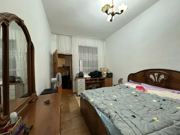 Shitet, Apartament 1+1, Tirana e Re
