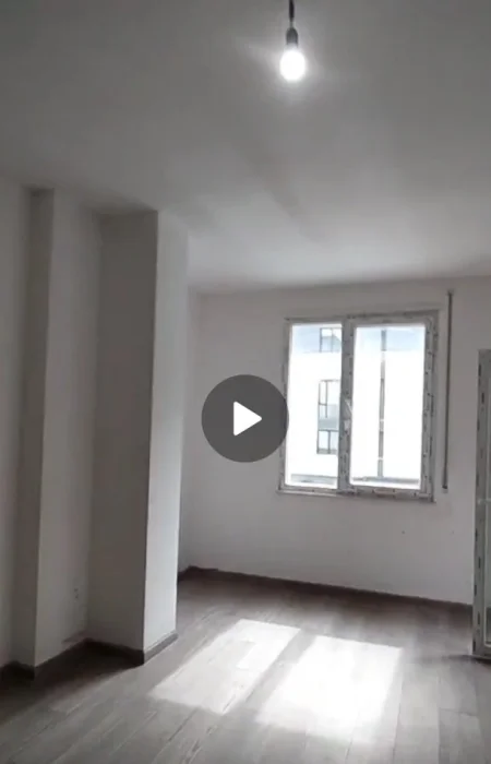 Tirane, jap me qera apartament 2+1+Ballkon Kati 2, 112 m² 450 € (Ali shefqeti)