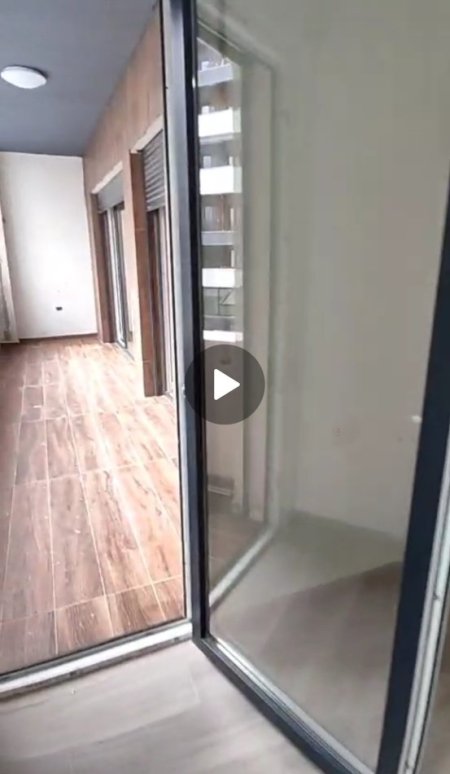 Tirane, jap me qera apartament 2+1+Ballkon Kati 2, 112 m² 450 € (Ali shefqeti)
