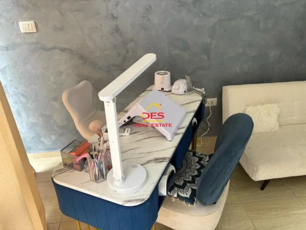 Vlore, shitet ambjent biznesi Kati 0, 27 m² (Rruga Kosova)