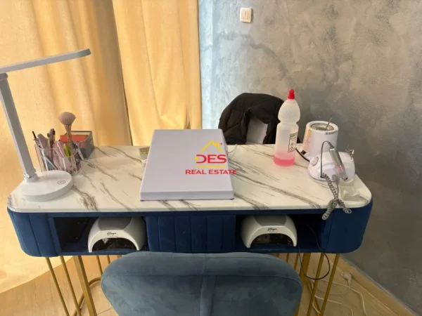 Vlore, shitet ambjent biznesi Kati 0, 27 m² (Rruga Kosova)