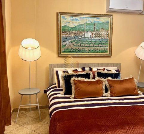 Tirane, jepet me qera apartament 2+1 Kati 1, 100 m² 700 € (Rruga Hoxha Tahsim)