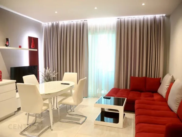 Tirane, jepet me qera apartament 2+1+Aneks+Ballkon Kati 19, 95 m² 1.800 € (Ambassador 3)