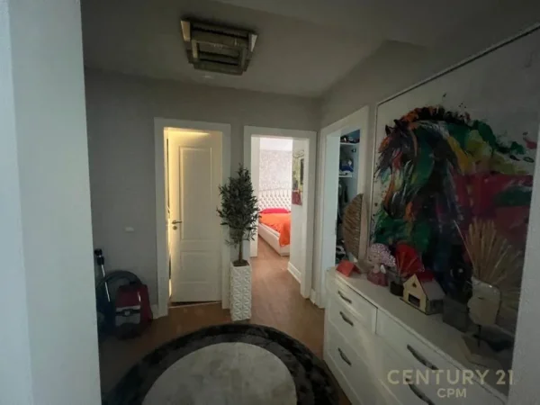 Tirane, jepet me qera apartament 2+1+Aneks+Ballkon Kati 2, 72 m² 850 € (Kodra e Diellit 2)
