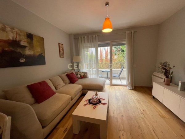 Tirane, jepet me qera apartament 1+1+Aneks+Ballkon Kati 1, 75 m² 750 € (Sunrise)