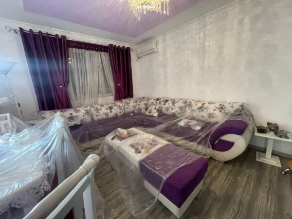 Tirane, shes apartament 2+1 Kati 5, 73 m² 129.000 € (ali demi)