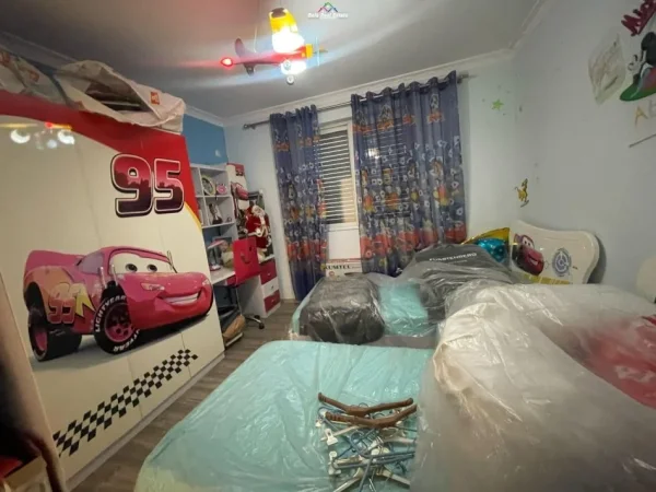 Tirane, shes apartament 2+1 Kati 5, 73 m² 129.000 € (ali demi)