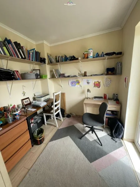 Tirane, jepet me qera Vile 2 Katshe Kati 1, 280 m² 1.500 € (farke)