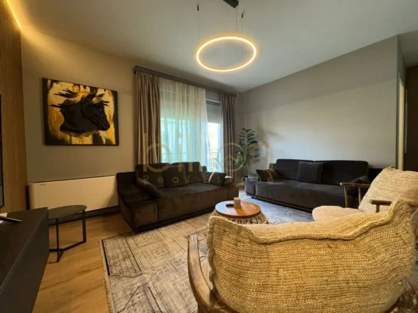 Tirane, shitet apartament 3+1 , 130 m² 490.000 € (rruga e elbasanit, Tirana, Albania)