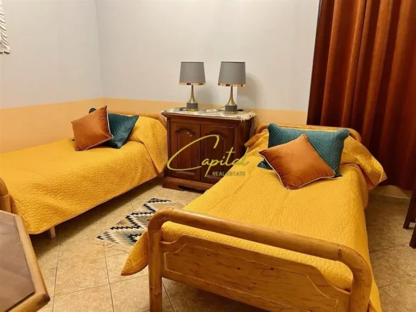 Tirane, jepet me qera apartament 2+1 Kati 1, 100 m² 700 € (PAZARI I RI)