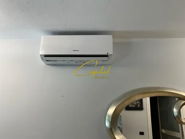 Tirane, jepet me qera apartament 2+1 Kati 1, 100 m² 700 € (PAZARI I RI)