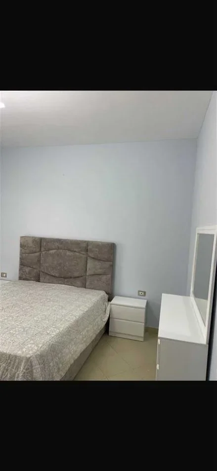 Tirane, jepet me qera apartament 2+1 Kati 2, 100 m² 400 € (Sauk i vjeter)