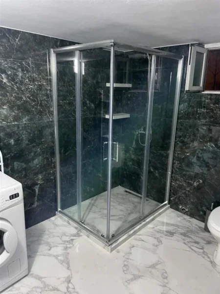 Tirane, jepet me qera apartament 2+1 Kati 2, 100 m² 400 € (Sauk i vjeter)