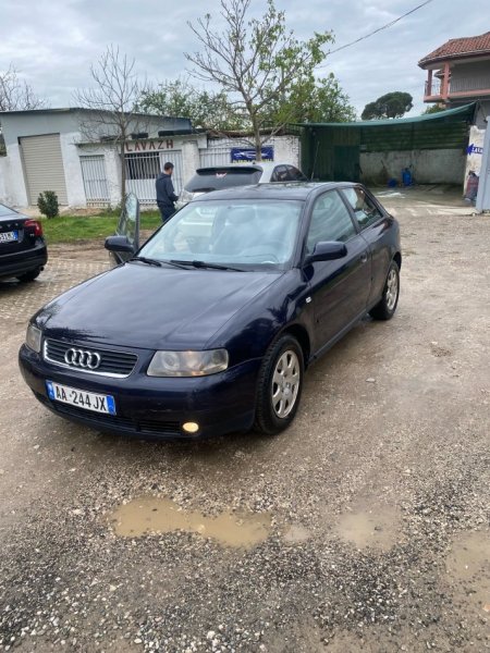 Tirane, shes Audi A3 Nafte, e zeze manuale Kondicioner 1.100 €