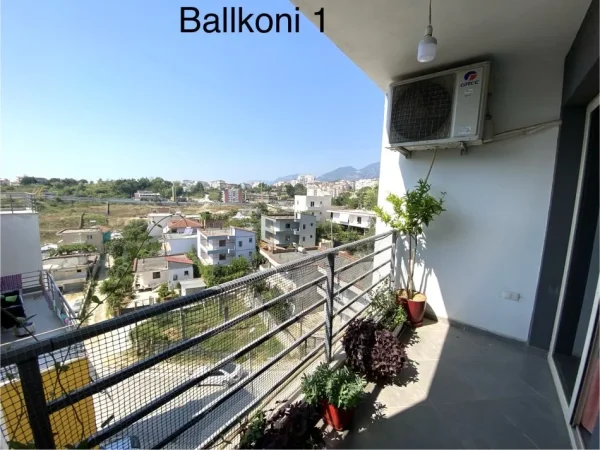 Tirane, jepet me qera apartament 2+1+Ballkon Kati 4, 110 m² 370 mije leke ne muaj (Aleksander Konda)