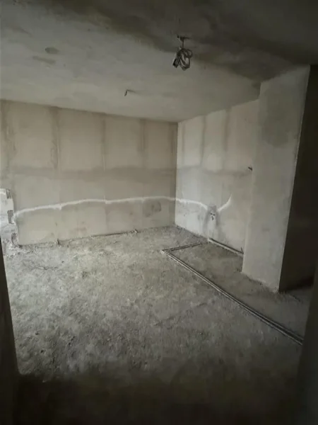 Tirane, shitet apartament 2+1+Ballkon Kati 2, 105 m² 106.090 € (Univers City)