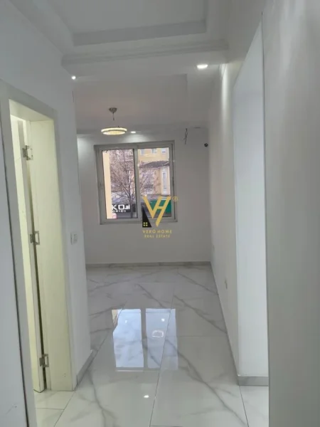Tirane, shitet zyre Kati 1, 47 m² 135.000 € (RRUGA E DIBRES)