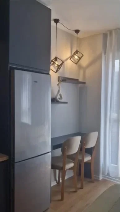 Tirane, jepet me qera apartament 1+1+Ballkon Kati 4, 73 m² 650 € (Don Bosko)