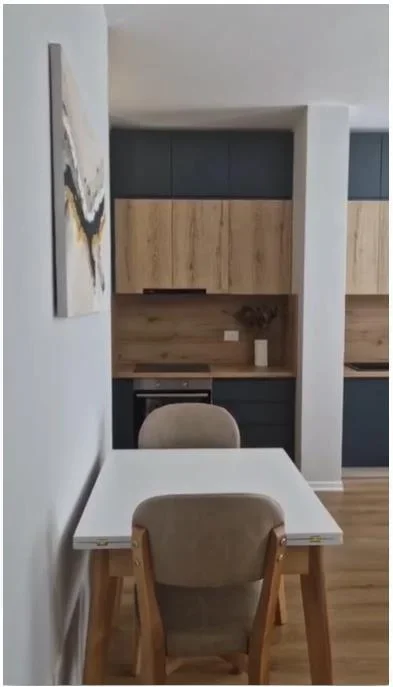 Tirane, jepet me qera apartament 1+1+Ballkon Kati 4, 73 m² 650 € (Don Bosko)