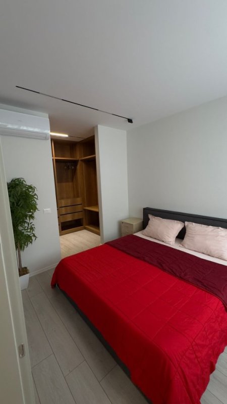 Tirane, jepet me qera apartament 1+1+Aneks+Ballkon Kati 3, 65 m² 550 € (fusha e avacionit)