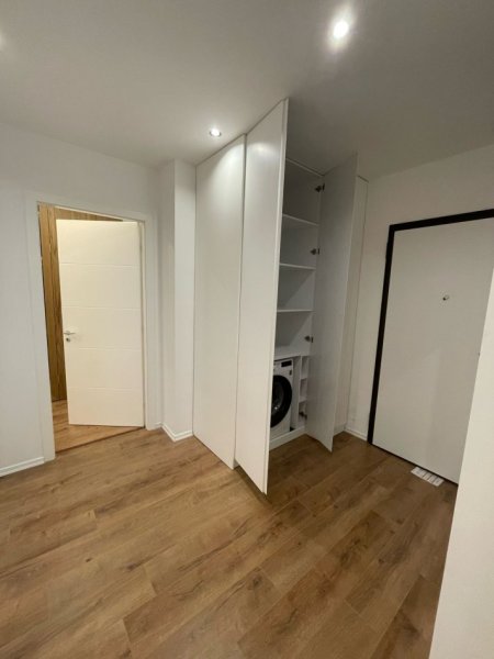 Tirane, jepet me qera apartament 2+1 Kati 6, 110 m² 1.300 € (Kodra e Diellit)