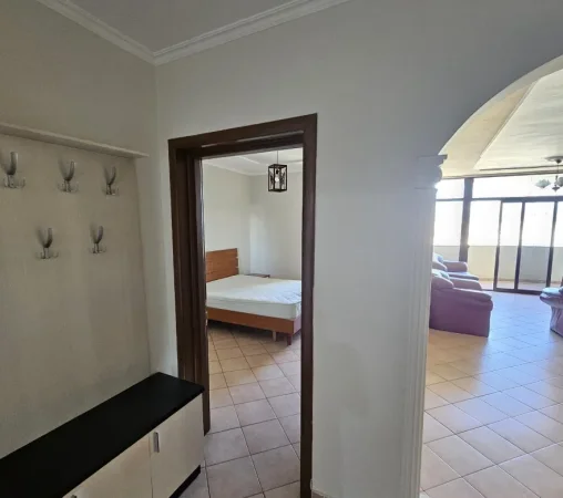 Tirane, jepet me qera apartament 1+1 Kati 11, 100 m² 500 € 