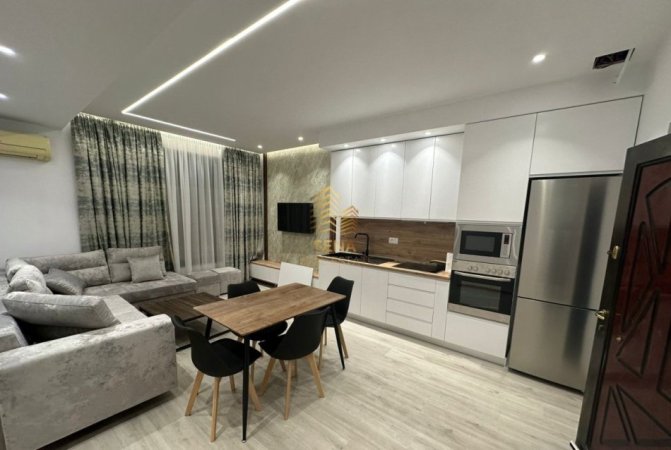 Tirane, jepet me qera apartament 1+1 Kati 1, 55 m² 650 € (Rruga Dritan Hoxha)