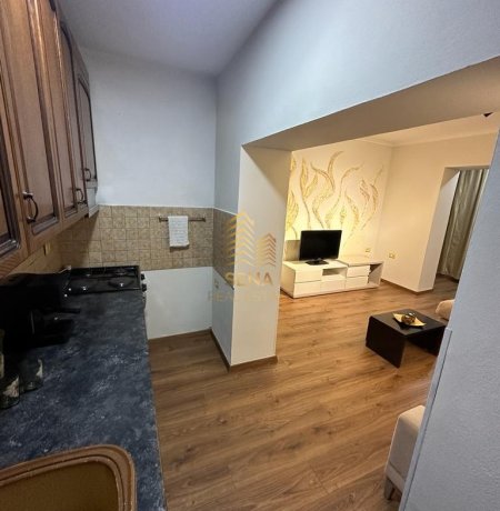 Tirane, jepet me qera apartament 2+1 Kati 1, 100 m² 550 € (Rruga Karl Gega)