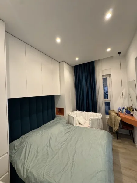 Tirane, shitet apartament 2+1+Aneks+Ballkon Kati 6, 80 m² 168.000 € (ali demi)